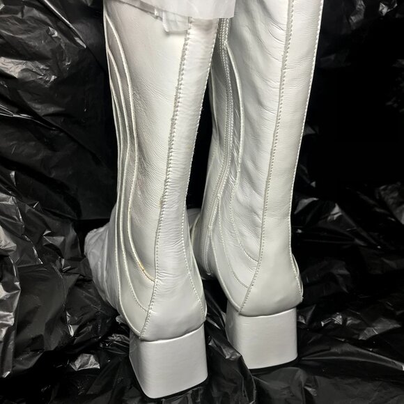 Jeffrey Campbell 2012 - "Peggy" Boot in White Crinkle Patent Leather -New in Box - Picture 9 of 15